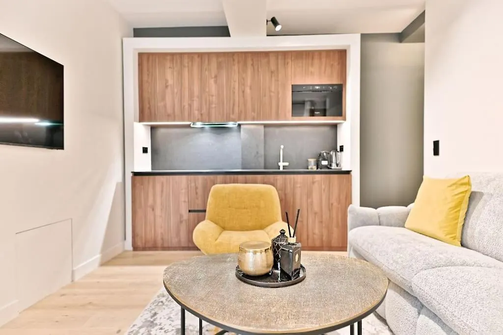 Apartment Magnifique Appartement #Miromesnil #Monceau #Paris France