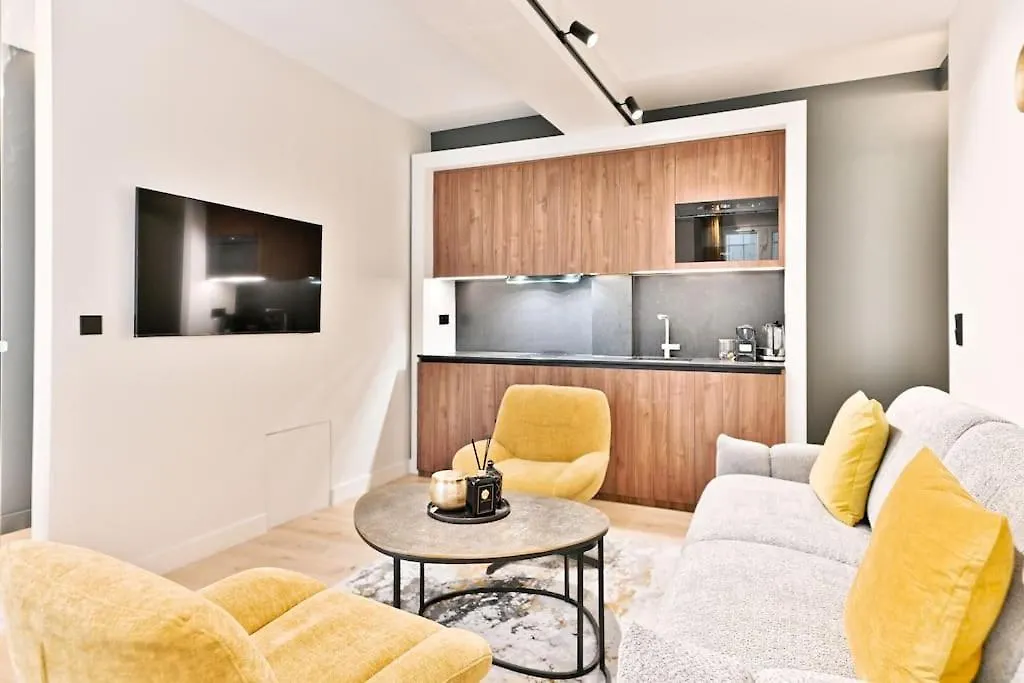 Apartment Magnifique Appartement #Miromesnil #Monceau #Paris